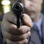 «Сотрудник прокуратуры» стрельбой заставил москвичей извиняться перед его мамой