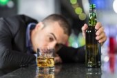 Неблагоприятная обстановка на работе приводит к психическим заболеваниям и алкоголизму