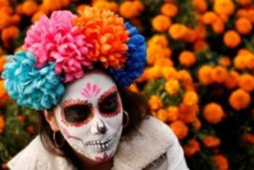 Фото: день Мертвых в Мексике — парад скелетов и бархатцы