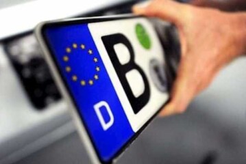 Украине посоветовали решить проблему нерастаможенных авто «деликатно»