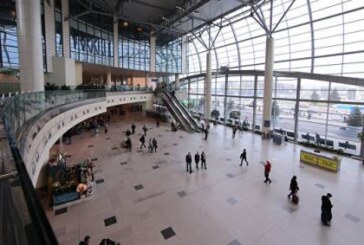 Ножи и экстремистскую литературу нашли в служебном помещении «Домодедово»