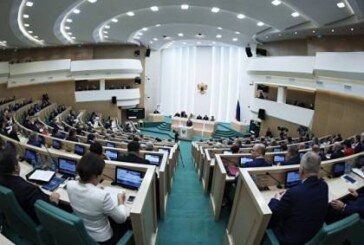 В Совфеде предложили Минкомсвязи ограничить работу пяти американских СМИ