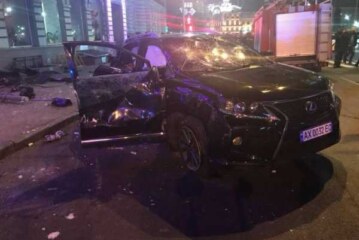 Украинская мажорка на Lexus врезалась в толпу пешеходов