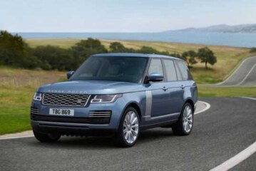 Подогрев подлокотников и массаж горячими камнями: рассекречен новый Range Rover