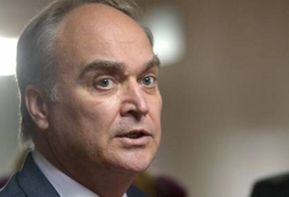 Россия не боится американских санкций, заявил Антонов