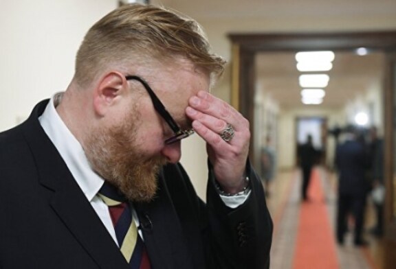 Милонов предложил оперативно блокировать ресурсы с рекламой интим-услуг