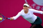 Шарапова впервые выиграла турнир WTA после возвращения на корт