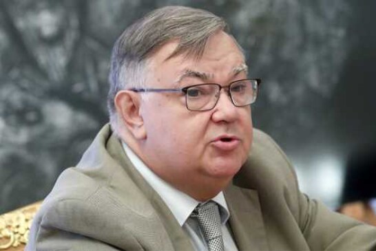 Голосовавшие за отзыв ученой степени Мединского объяснили свою позицию