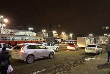 Памятник Ленину ждет темное будущее