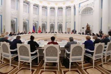 Соцмеры необходимо дополнить поддержкой многодетных семей, считают эксперты