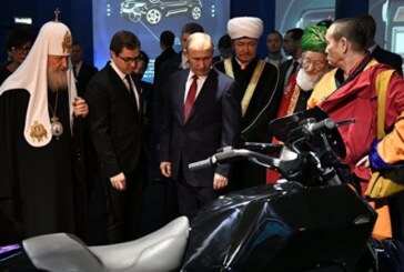 Путину показали тяжелый мотоцикл «Иж»