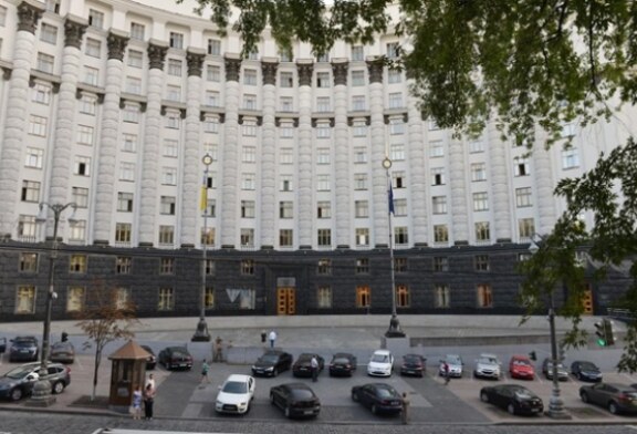 Кабмин хочет ввести двухлетние водительские права