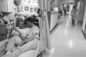 Исторический фоторепортаж из отделения для больных СПИДом в Лондоне