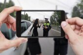 Гаишников разрешили снимать на видео официально