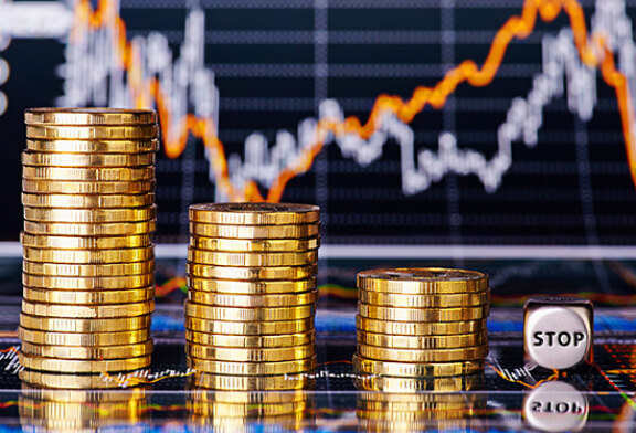 Почему инфляция падает, ипотека дешевеет, а экономика не растет