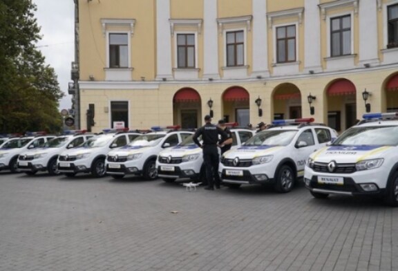 Нацполиция покупает еще 65 кроссоверов за 32 млн гривен