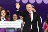 Путин пообещал принять решение об участии в выборах в ближайшее время