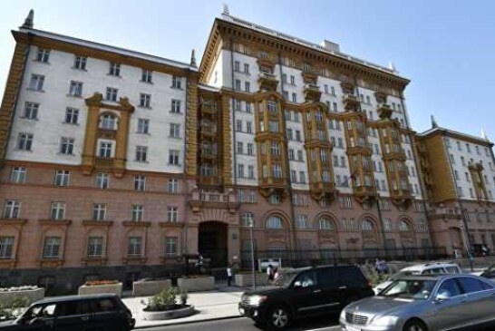 Консульства США в России возобновят собеседования на визы