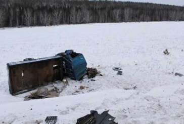 В Иркутской области в ДТП с легковушкой и грузовиком погибли два человека