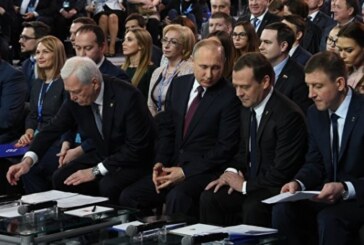 Путин заявил о необходимости повышать доходы россиян