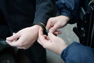 В Петербурге задержали мужчину, угрожавшего другому муляжом гранаты