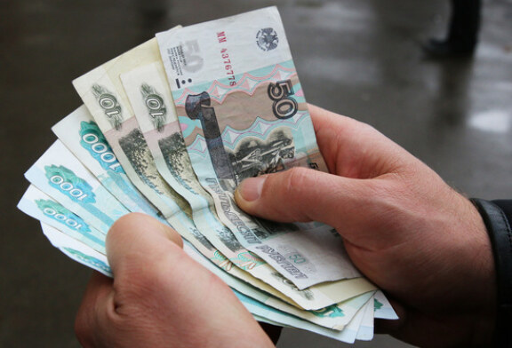 Госдума перенесла срок индексации страховых пенсий на 1 января