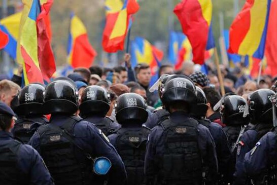 Запад отрабатывает в Кишиневе украинский сценарий