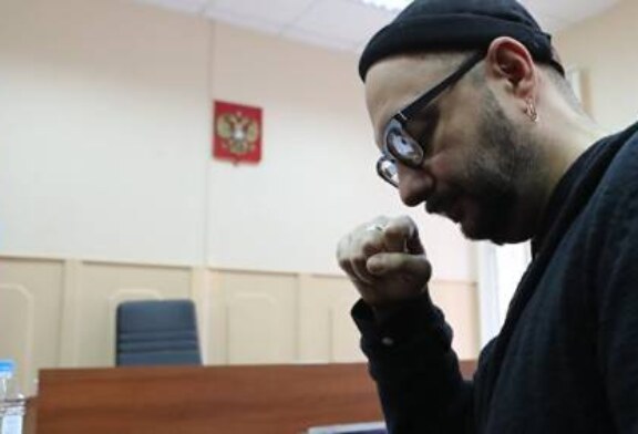 Суд в Москве продлил домашний арест Серебренникову до 19 апреля