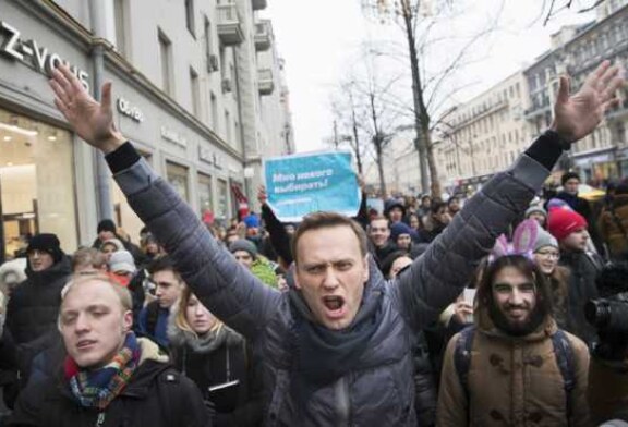 Навальный растерян: «Навальнинг» не задался