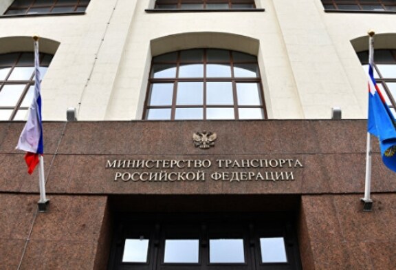 Работникам транспортной безопасности могут разрешить досматривать машины