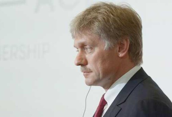 Песков признался в «вызовах на ковер» от начальства