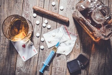 Как люди попадают в различные зависимости, и как можно с этим бороться