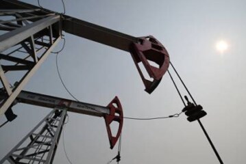 Росстат сообщил, как изменилась добыча нефти и газа в России в 2017 году
