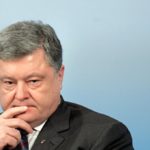 Порошенко поздравил с Новым годом жителей Крыма и Донбасса