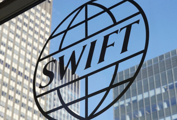 Катастрофа банков под вопросом: отключат ли Россию от SWIFT