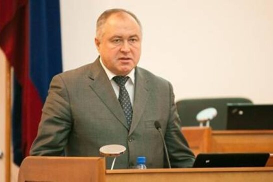 Медведев освободил Луковникова от должности замглавы Росжелдора