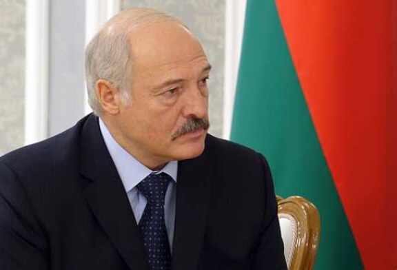 Три ножа в спину Москвы от «батьки» Лукашенко