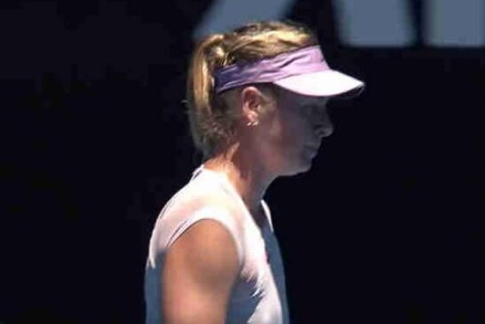 Шарапова с победы стартовала на Australian Open