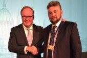 Оппозиционерку поймали на лжи о финансировании антироссийского доклада об MH17