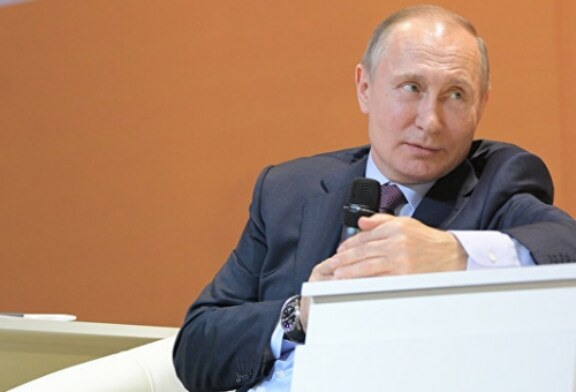 Путин поручил в короткие сроки создать центры опережающей профподготовки