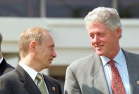 Какой была жизнь в России, когда Путин впервые выиграл выборы