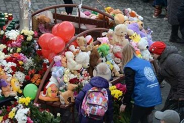 При пожаре в кемеровском ТЦ погиб 41 ребенок, сообщил источник