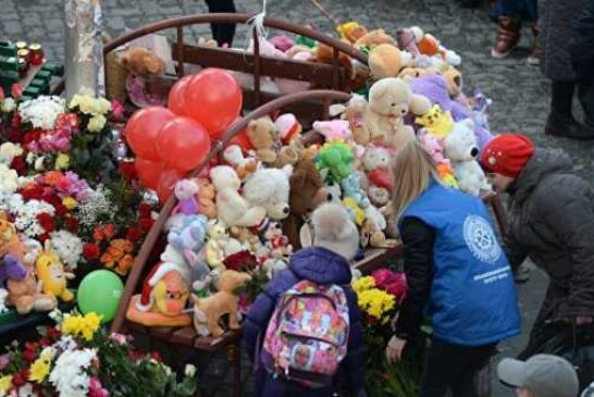 При пожаре в кемеровском ТЦ погиб 41 ребенок, сообщил источник