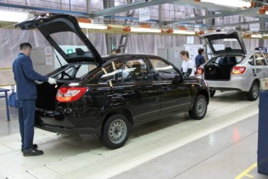 В Ижевске свернули производство лифтбэков Lada Granta