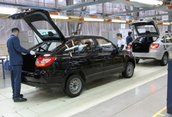 В Ижевске свернули производство лифтбэков Lada Granta