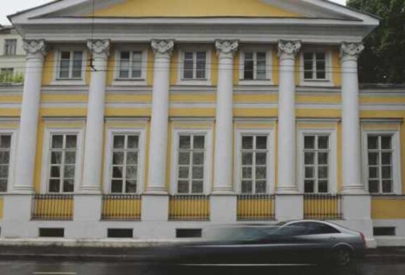 Предметы XIX в. отреставрируют для Дома-музея И.С. Тургенева в Москве