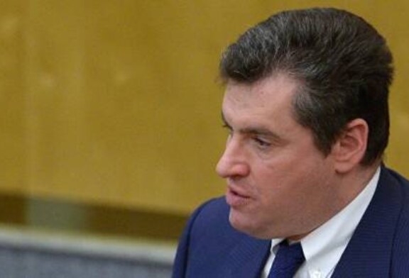 В МГУ прокомментировали требования отставки Слуцкого с поста завкафедрой
