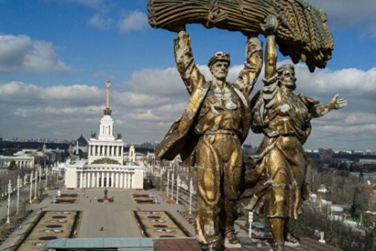 Территорию ВДНХ закрыли из-за непогоды