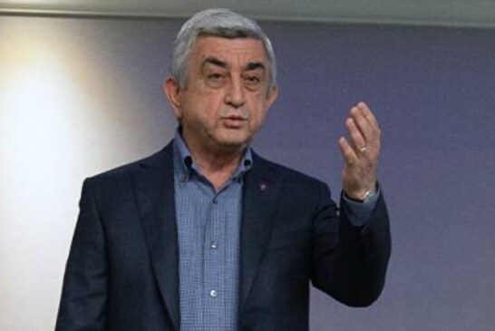 Саргсян ушел в отставку с поста премьера Армении