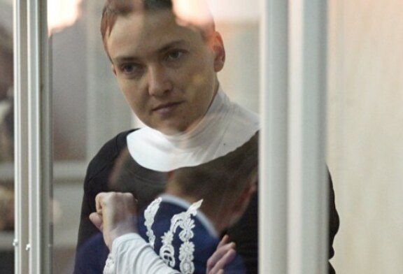 Савченко решила прервать голодовку, заявил адвокат
